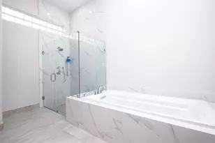 5663 W Brookfield Circle, Hollywood, FL 33312 - Photo 36