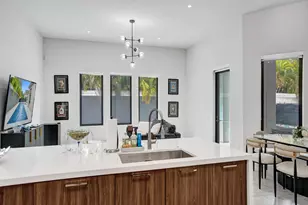 5663 W Brookfield Circle, Hollywood, FL 33312 - Photo 24
