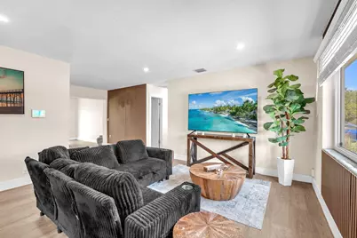 731 W Ilex Drive, West Palm Beach, FL 33403 - Photo 6