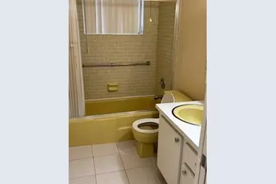 2995 Crosley Drive W #H, West Palm Beach, FL 33415 - Photo 8