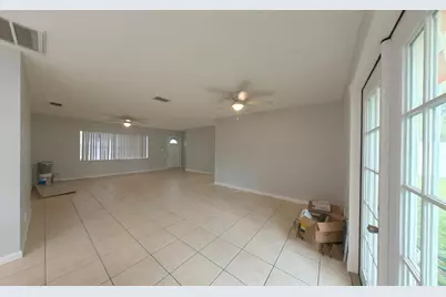 141 NE 17th Court, Boynton Beach, FL 33435 - Photo 4