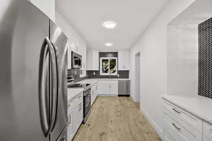 800 SE 13th Ct, Deerfield Beach, FL 33441 - Photo 16