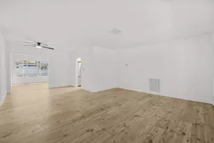 800 SE 13th Ct, Deerfield Beach, FL 33441 - Photo 14