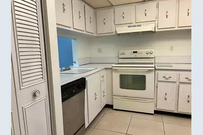 8810 W McNab Road #Unit 205, Tamarac, FL 33321 - Photo 6