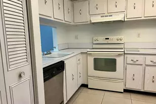 8810 W McNab Rd, Tamarac, FL 33321 - Photo 6