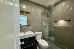 2741 NE 8th Ave, Wilton Manors, FL 33334 - Photo 4