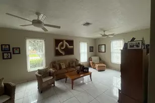 255 Sandpiper Ave, Royal Palm Beach, FL 33411 - Photo 8