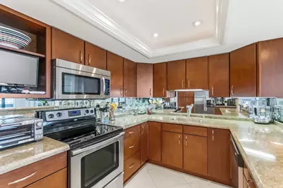 115 Lakeshore Drive #448, North Palm Beach, FL 33408 - Photo 10