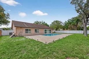 3943 NW 21 St, Coconut Creek, FL 33066 - Photo 32