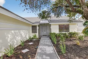 9537 Majestic Way, Boynton Beach, FL 33437 - Photo 2