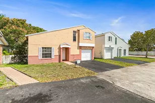 14681 N Beckley Square, Davie, FL 33325 - Photo 1