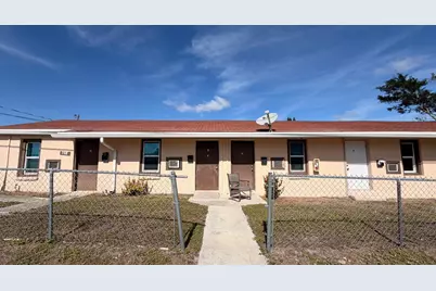752 Martin Luther King Junior Boulevard #Apt 5, Riviera Beach, FL 33404 - Photo 2