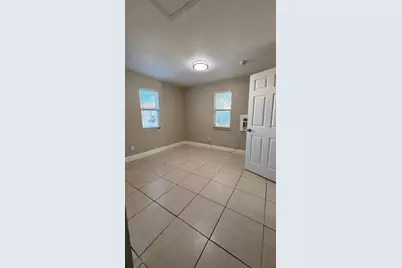 752 Martin Luther King Junior Boulevard #Apt 5, Riviera Beach, FL 33404 - Photo 8
