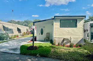 39 Palm Dr, Lake Worth Beach, FL 33461 - Photo 16