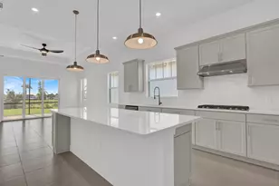 10514 Northbrook Cir, Palm Beach Gardens, FL 33412 - Photo 4