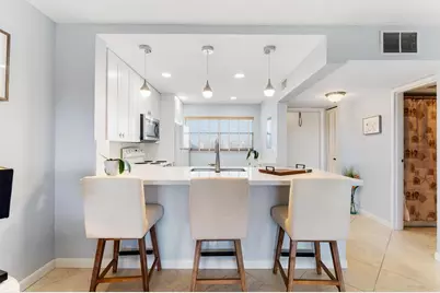 3654 Via Poinciana #504, Lake Worth, FL 33467 - Photo 8