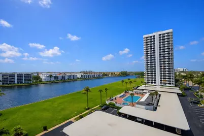115 Lakeshore Drive #749, North Palm Beach, FL 33408 - Photo 2