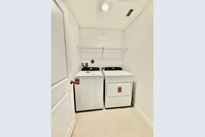 586 Salisbury Circle, Fort Pierce, FL 34982 - Photo 10