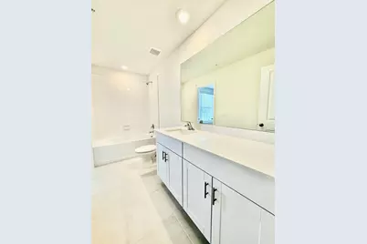 586 Salisbury Circle, Fort Pierce, FL 34982 - Photo 16