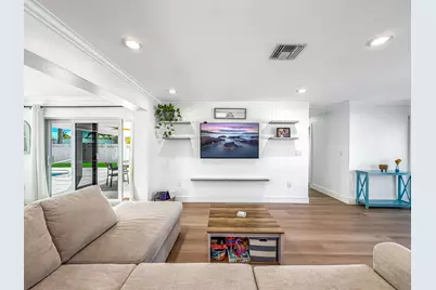 1098 W Camino Real, Boca Raton, FL 33486 - Photo 12