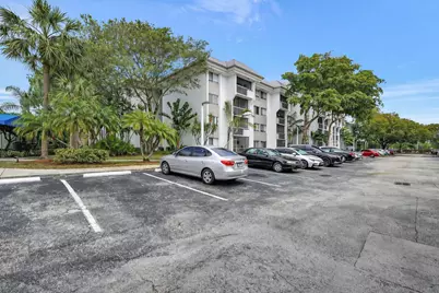 711 N Pine Island Rd Road #Apt 210, Plantation, FL 33324 - Photo 12