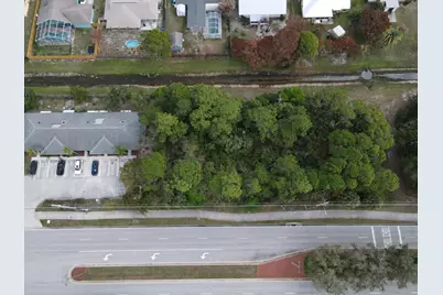 1751 SE Lennard Road NW, Port Saint Lucie, FL 34952 - Photo 6