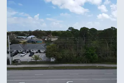 1751 SE Lennard Road NW, Port Saint Lucie, FL 34952 - Photo 8