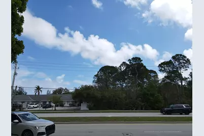 1751 SE Lennard Road NW, Port Saint Lucie, FL 34952 - Photo 10