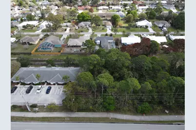 1751 SE Lennard Road NW, Port Saint Lucie, FL 34952 - Photo 4