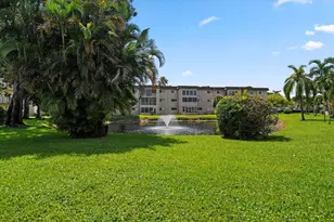 719 Lori Dr, Palm Springs, FL 33461 - Photo 20