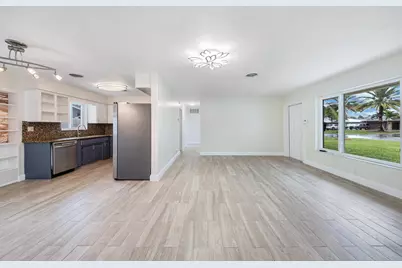 2611 NE 16th Street, Pompano Beach, FL 33062 - Photo 8