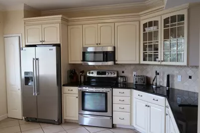 11031 Legacy Boulevard #202, Palm Beach Gardens, FL 33410 - Photo 2