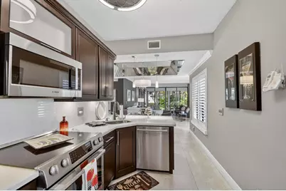 7840 Lexington Club Boulevard #B, Delray Beach, FL 33446 - Photo 14