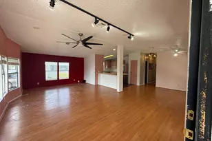 6092 Palm Breezes Dr, Lake Worth, FL 33462 - Photo 6