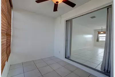 2111 NE 1st Court #203, Boynton Beach, FL 33435 - Photo 10