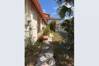 1585 W 36th Street, West Palm Beach, FL 33404 - Photo 2