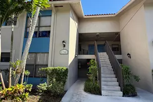 1740 Windorah Way, West Palm Beach, FL 33411 - Photo 4
