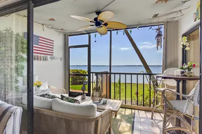 4440 NE Sandpebble Trace #104, Stuart, FL 34996 - Photo 26