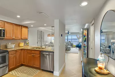 4440 NE Sandpebble Trace #104, Stuart, FL 34996 - Photo 4