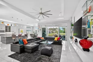 9193 Seahorse Bay Dr, Boynton Beach, FL 33473 - Photo 8