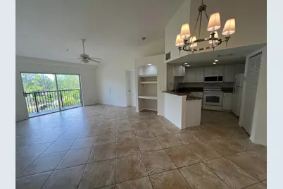 500 Crestwood Court N #517, Royal Palm Beach, FL 33411 - Photo 2