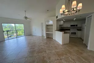 500 Crestwood Ct N, Royal Palm Beach, FL 33411 - Photo 2