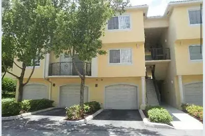 500 Crestwood Court N #517, Royal Palm Beach, FL 33411 - Photo 2