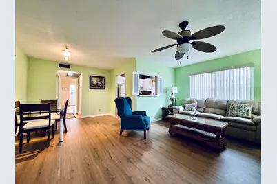 40 Dorchester B, West Palm Beach, FL 33417 - Photo 1