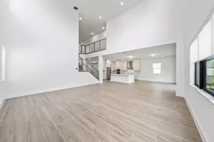 2652 NW 87th Ter, Cooper City, FL 33024 - Photo 4