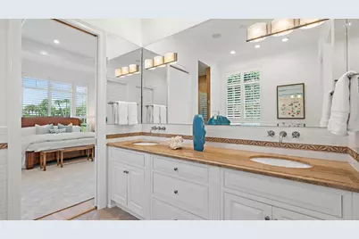 677 Village Road, North Palm Beach, FL 33408 - Photo 14