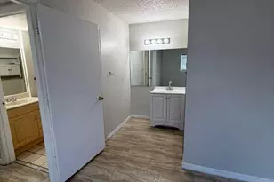 3610 N 56th Ave, Hollywood, FL 33021 - Photo 6