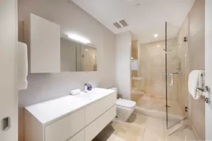 353 Sunset Dr, Fort Lauderdale, FL 33301 - Photo 32