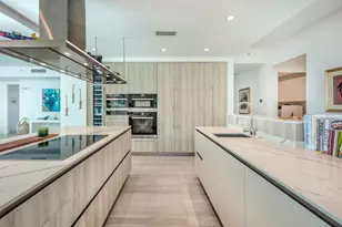 353 Sunset Dr, Fort Lauderdale, FL 33301 - Photo 20