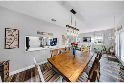 200 E Hemingway Circle, Margate, FL 33063 - Photo 12
